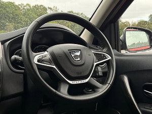 Dacia Sandero Stepway thumbnail