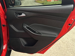 Ford Focus thumbnail