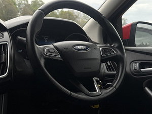 Ford Focus thumbnail