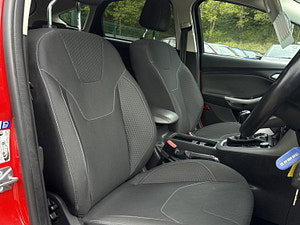 Ford Focus thumbnail