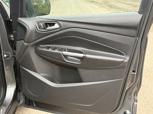 Ford Kuga thumbnail