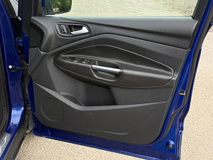Ford Kuga thumbnail