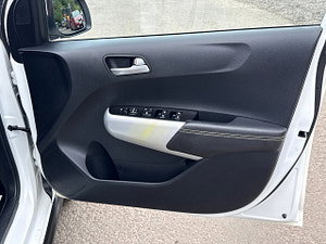 Kia Picanto thumbnail