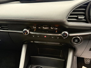 Mazda Mazda3 thumbnail