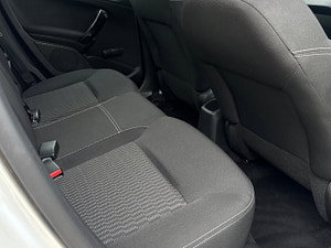 Mercedes-Benz C Class thumbnail