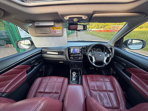 Mitsubishi Outlander thumbnail