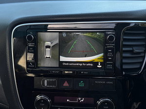 Mitsubishi Outlander thumbnail