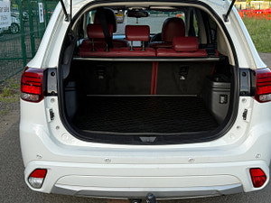 Mitsubishi Outlander thumbnail