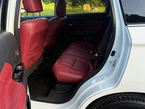 Mitsubishi Outlander thumbnail