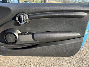 MINI Hatch thumbnail