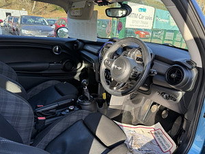 MINI Hatch thumbnail