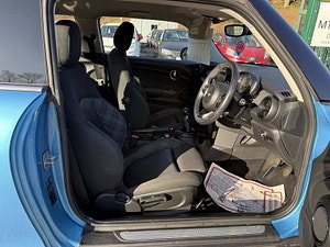 MINI Hatch thumbnail
