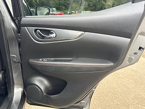Nissan Qashqai thumbnail