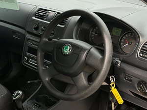 Skoda Roomster thumbnail