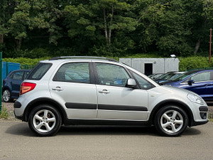 Suzuki SX4 thumbnail