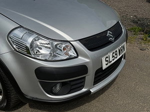 Suzuki SX4 thumbnail