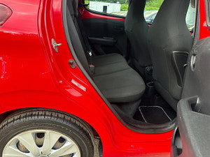 Peugeot 108 thumbnail