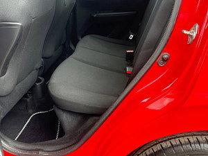 Peugeot 108 thumbnail