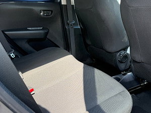 Peugeot 108 thumbnail