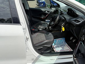 Peugeot 2008 thumbnail