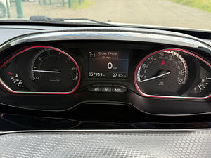 Peugeot 2008 thumbnail