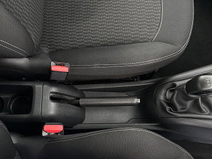 Peugeot 208 thumbnail