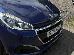 Peugeot 208 thumbnail