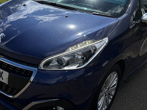 Peugeot 208 thumbnail