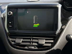 Peugeot 208 thumbnail