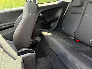 Peugeot 208 thumbnail
