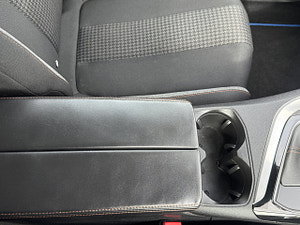 Peugeot 3008 thumbnail