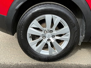 Peugeot 3008 thumbnail