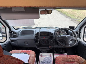 Peugeot Boxer thumbnail