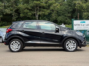 Renault Captur thumbnail