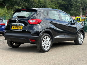 Renault Captur thumbnail