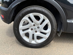 Renault Captur thumbnail