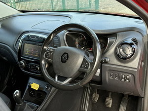 Renault Captur thumbnail