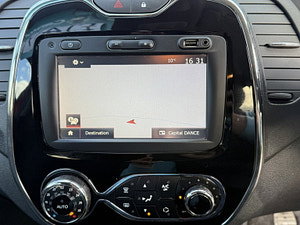 Renault Captur thumbnail