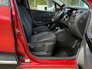 Renault Captur thumbnail