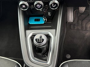 Renault Clio thumbnail