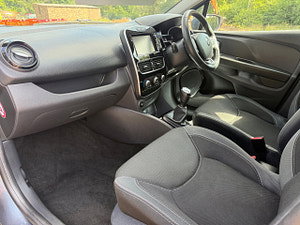 Renault Clio thumbnail