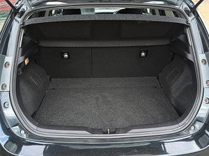 Toyota Auris thumbnail