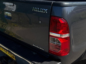 Toyota Hilux thumbnail