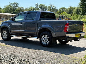 Toyota Hilux thumbnail