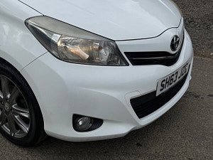 Toyota Yaris thumbnail