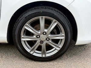 Toyota Yaris thumbnail