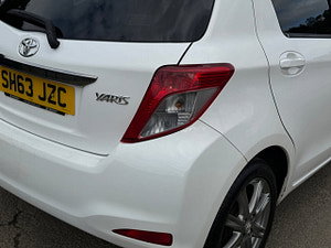Toyota Yaris thumbnail
