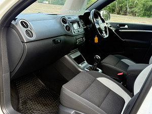 Volkswagen Tiguan thumbnail