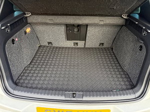 Volkswagen Tiguan thumbnail