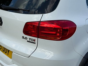 Volkswagen Tiguan thumbnail